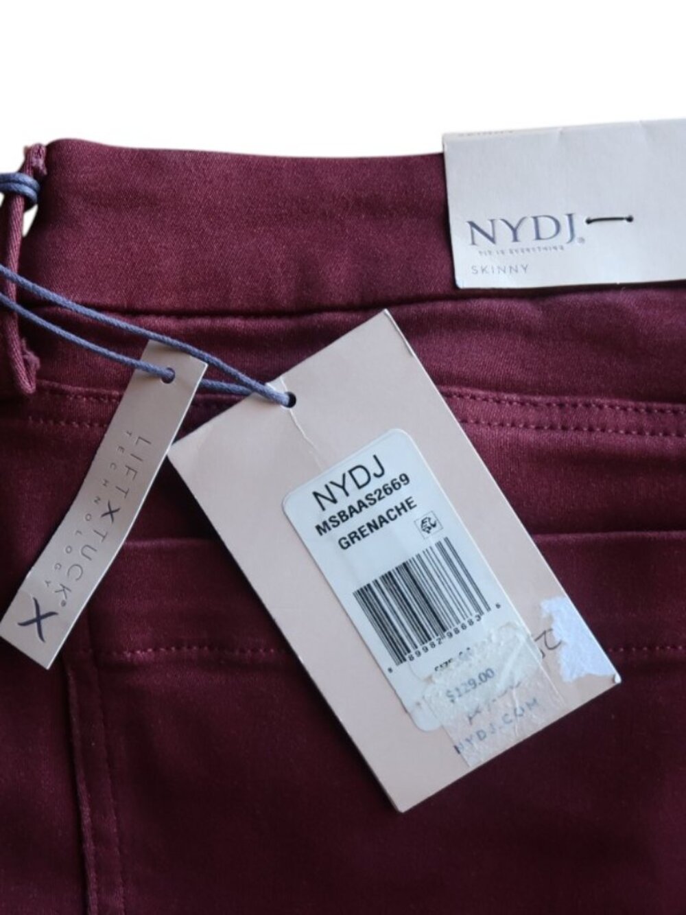 NYDJ Burgundy Skinny Jeans Lift Tuck Size 14 NWT Stretch - Picture 3 of 11